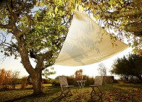 Тент для защиты от ультрафиолетовых лучей